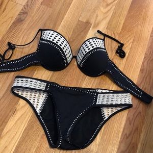 VICTORIA SECRET BIKINI